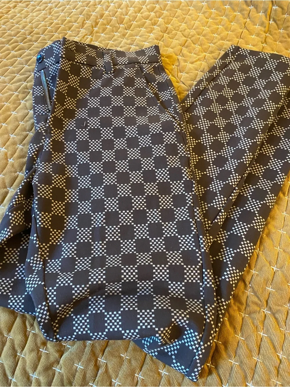 NWOT, Louis Vuitton Woman’s Brown Check Pattern Pants